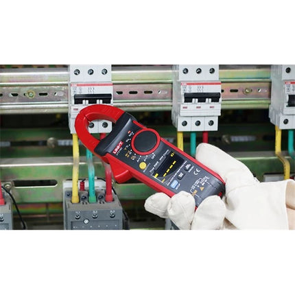 Amperímetro de Gancho UNI-T UT216B