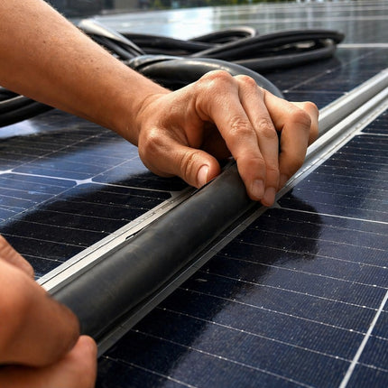 Fita de vedação para painéis fotovoltaicos
