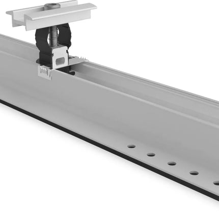 Braçadeira dupla para painéis fotovoltaicos 25–40 mm, K2 2004146